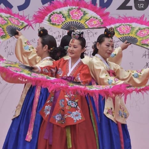 伽耶舞踊団（韓国）